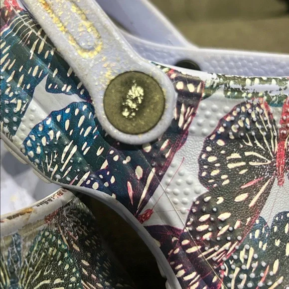 CROCS KIDS SIZE 13 - Picture 4 of 4